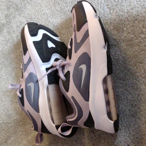 Girls Nike Air Max 200. Size 13C.  New No Box - Picture 1 of 4